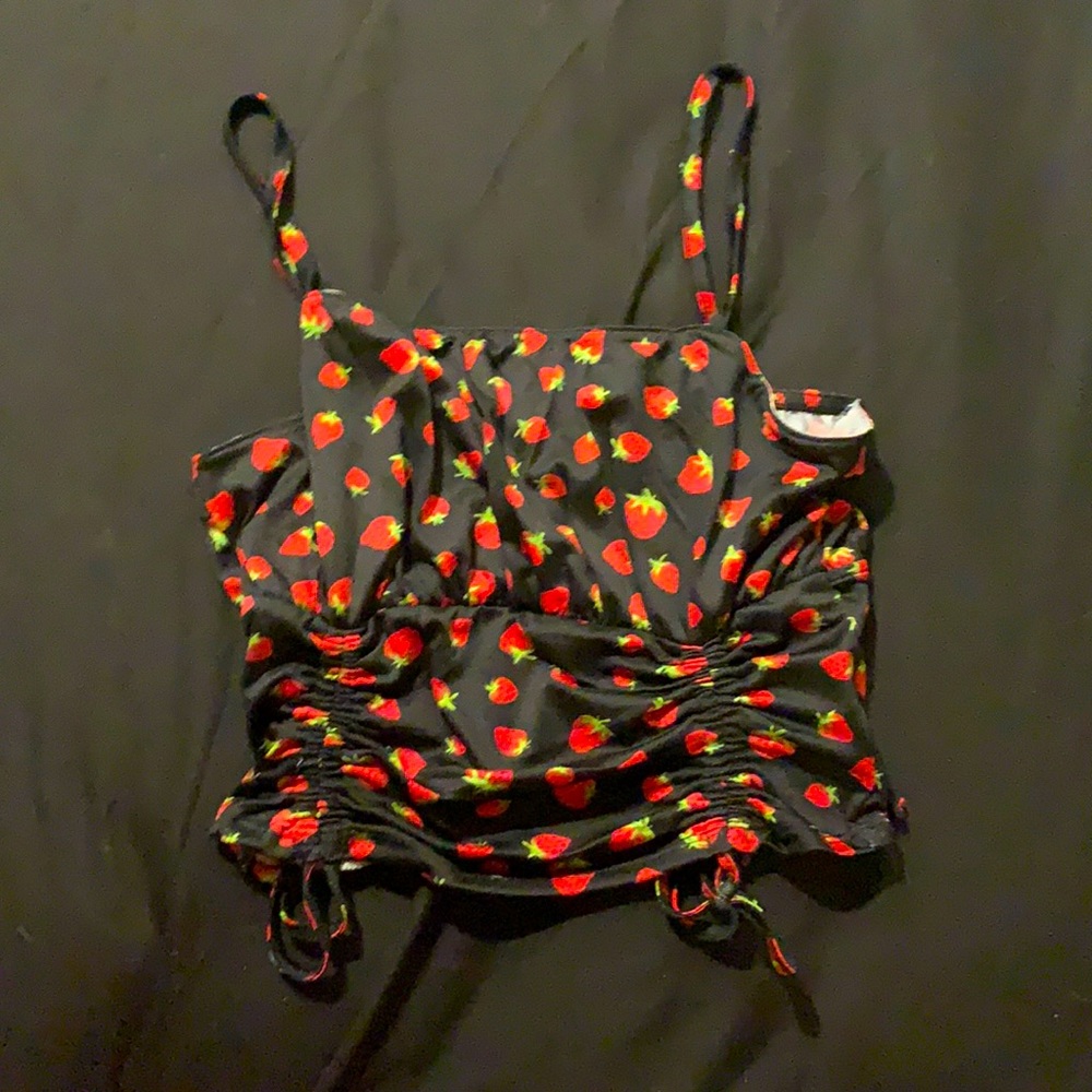 Black crop top with strawberries, size M